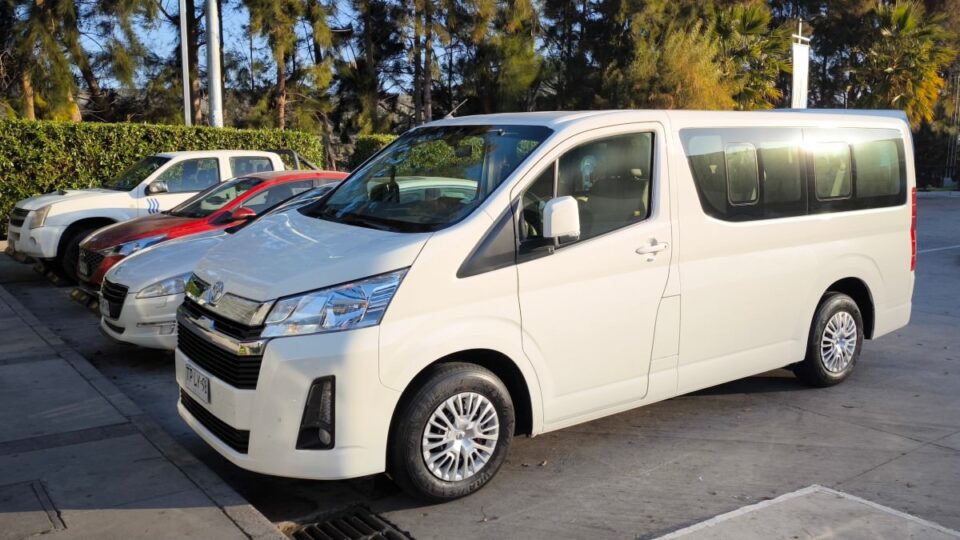 toyota-hiace-pasajeros